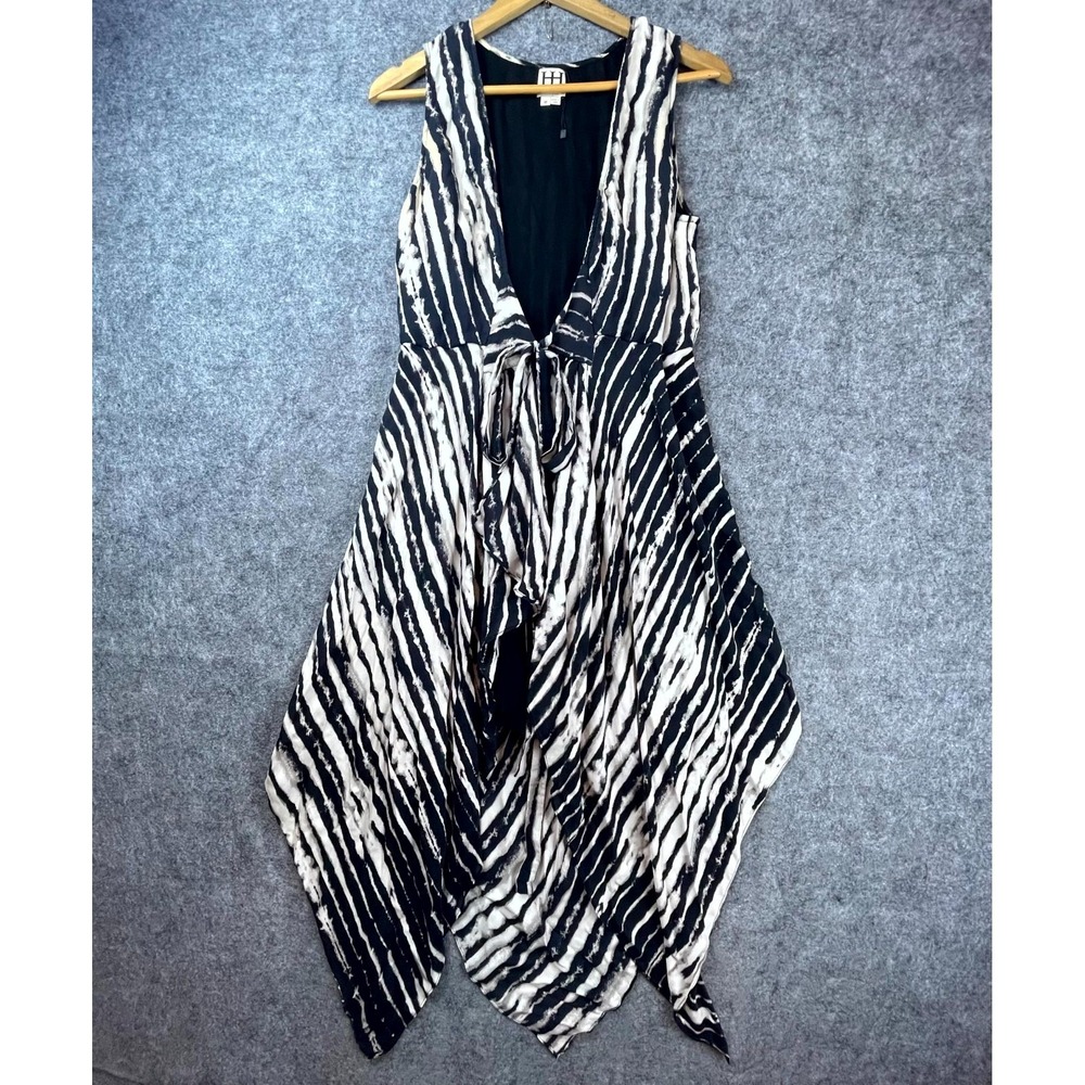 Haute‎ Hippie Silk Vest Women Med Black White Zebra Handkerchief Hem Y2K Indie